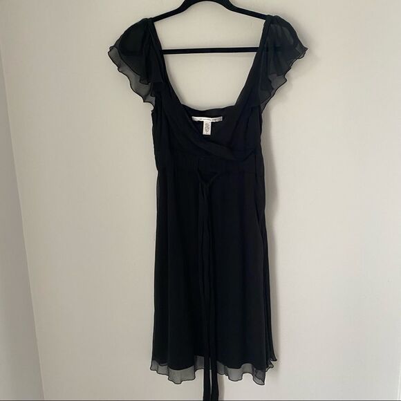 Diane Von Furstenber Women’s Flutter Sleeve V Neck Black Midi Silk Dress - Picture 1 of 5